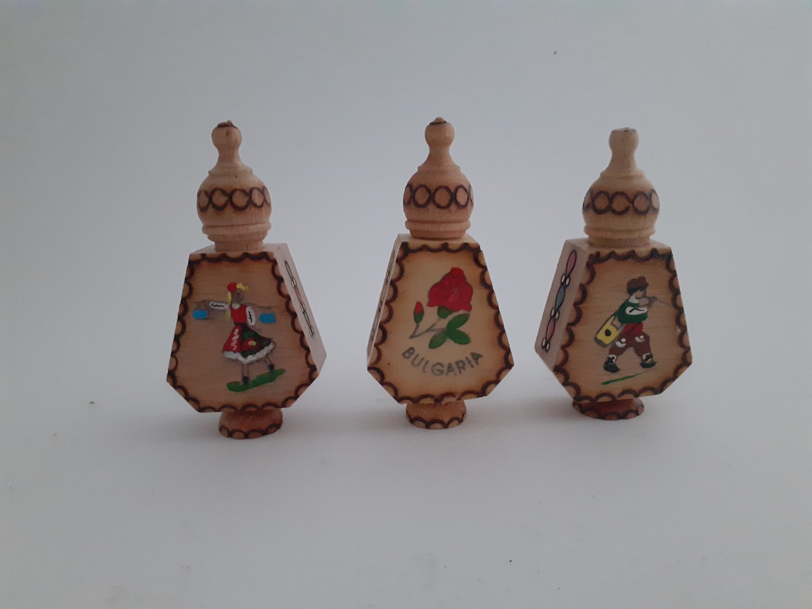 LEMA Bulgarian ROSE OIL OTTO Essence Perfume 2.1ml Wood Box Muskal Hand made Souvenir